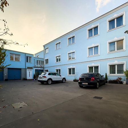 Pension Erlaa Viena Exterior foto